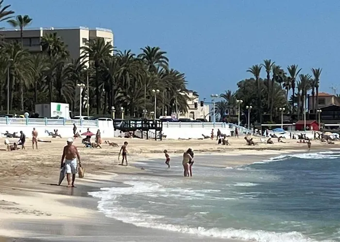 Calle De Palangre 17 *